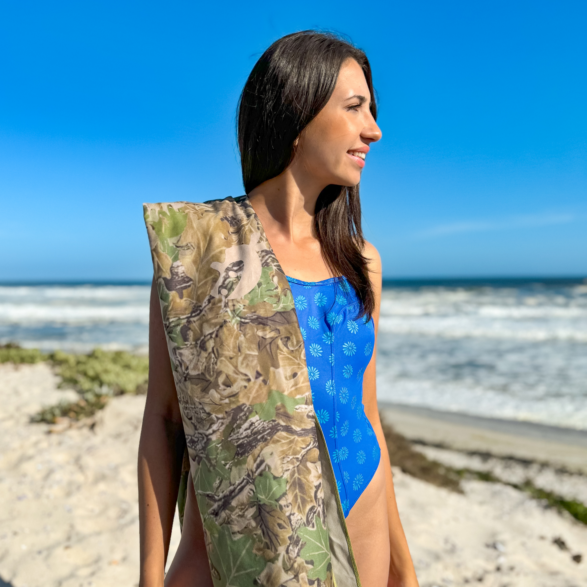 microfiber-beach-towel-p6 Microfiber_beach_towel_camo_5.png
