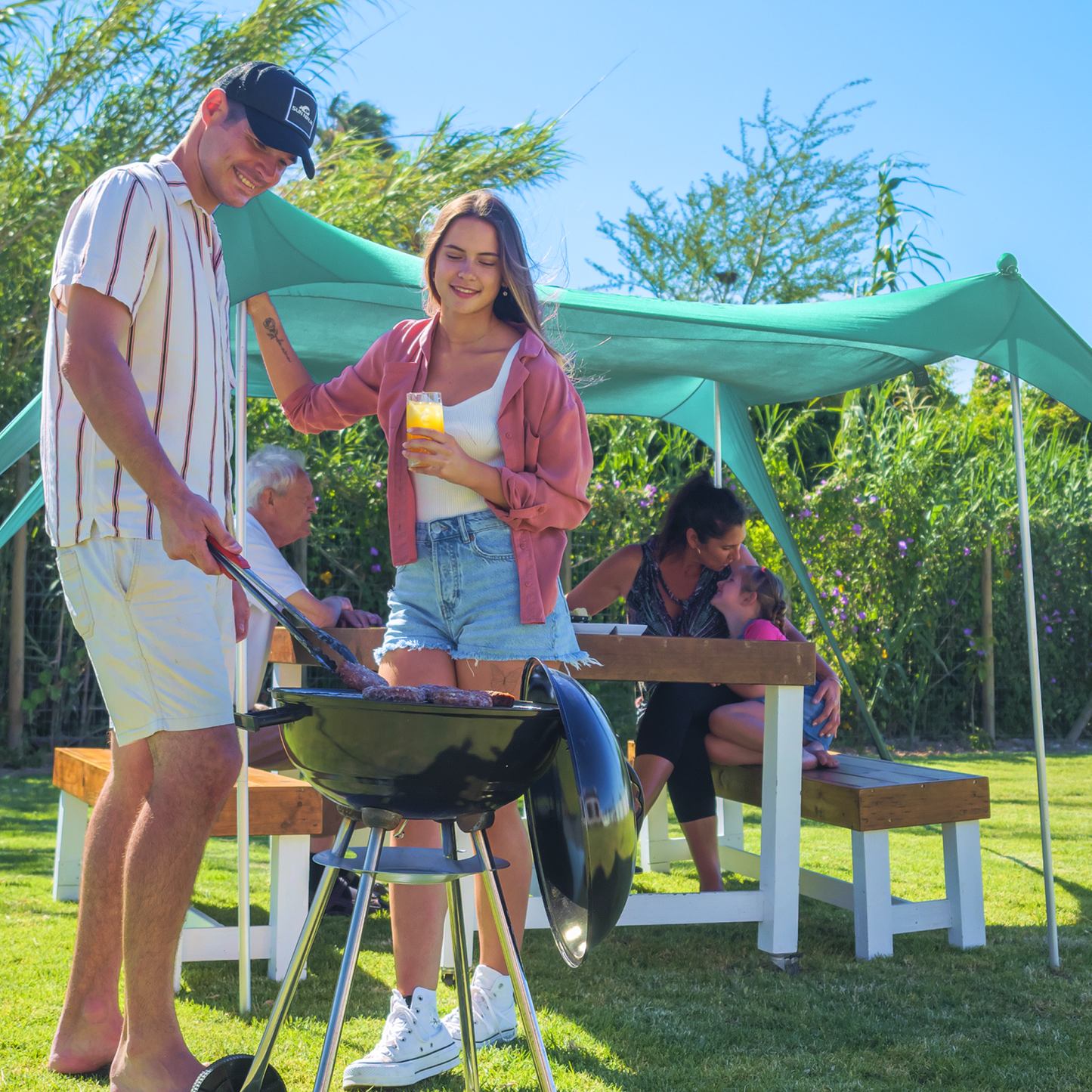 sun-ninja-beach-tents-y0 Sun-Ninja_4_person_tent_green_5.png
