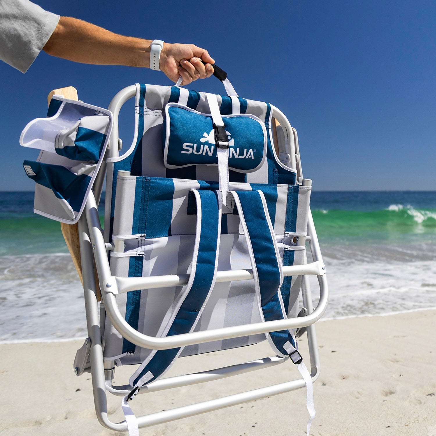 the-chill-dad-bundle-w6 Sun-Ninja_Beach_Chair_Flamingos_0_0009_Sun-Ninja_Beach_Chair_Navy_Stripes_5.jpg