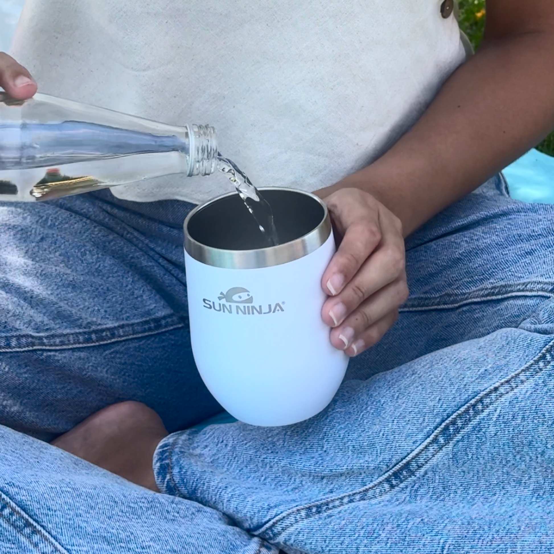 12-oz-wine-tumbler-f0 Wine_tumbler_12oz_white_7.png